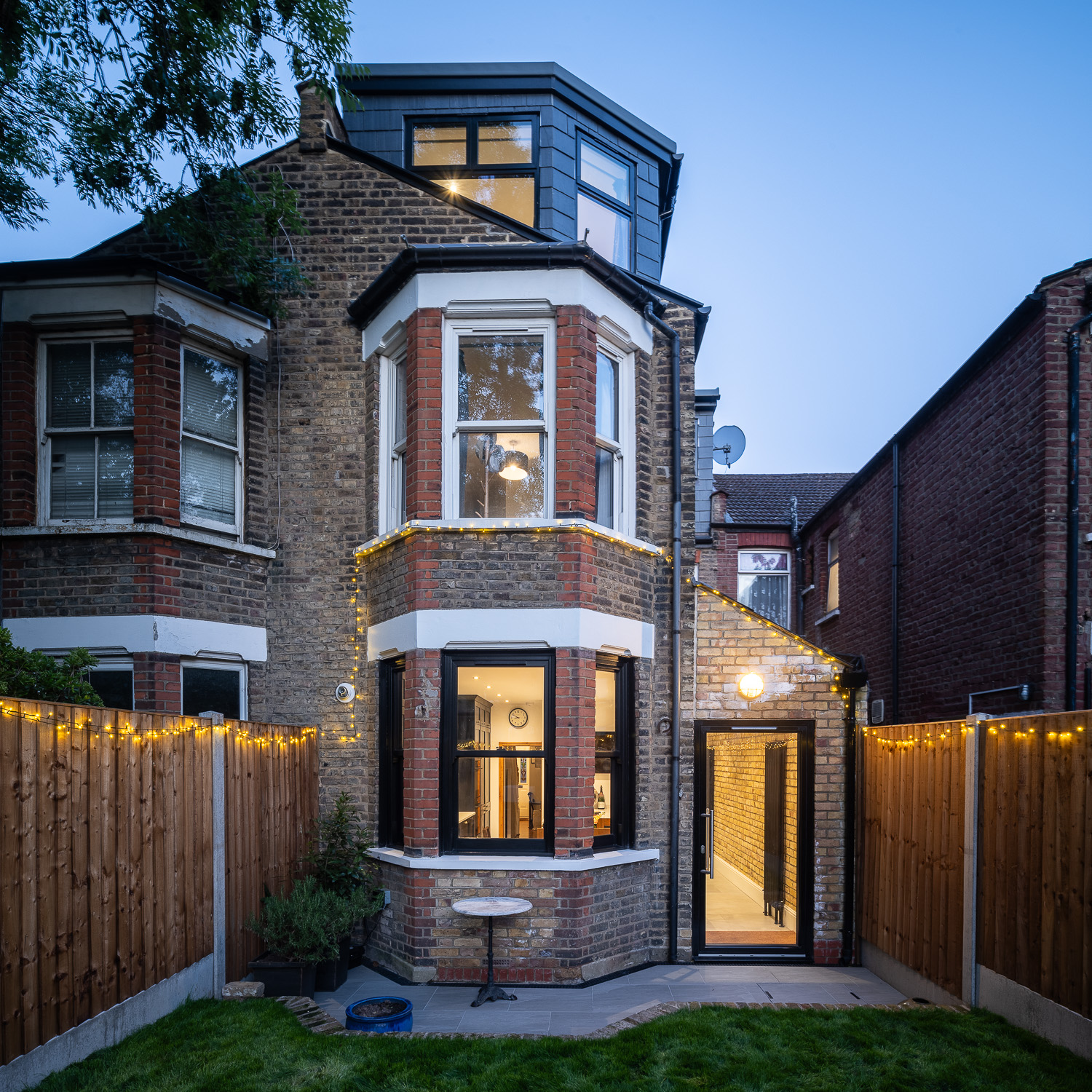WOODSIDE GARDENS